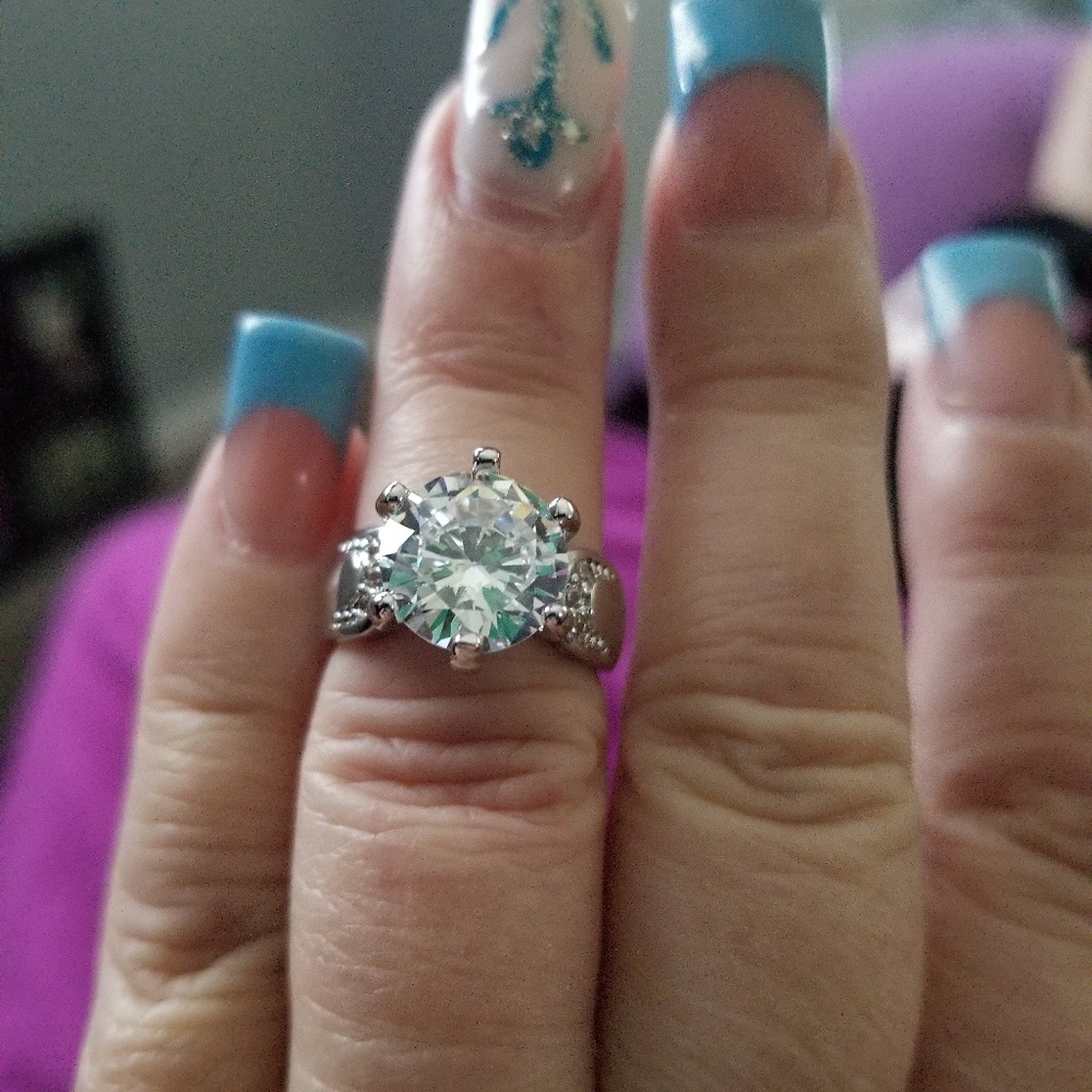 925 STERLING SILVER NATURAL WHITE  SAPPHIRE